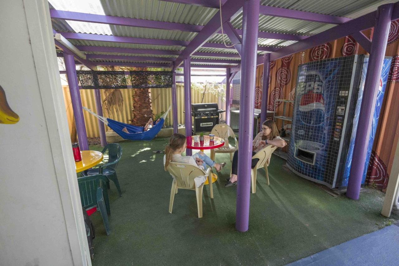 Dolphin Retreat Bunbury Yha Exterior foto