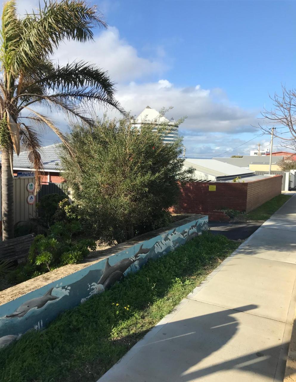 Dolphin Retreat Bunbury Yha Exterior foto